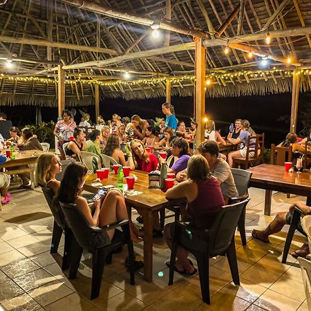 Corcovado Adventures Hostel Drakes Bay Buitenkant foto